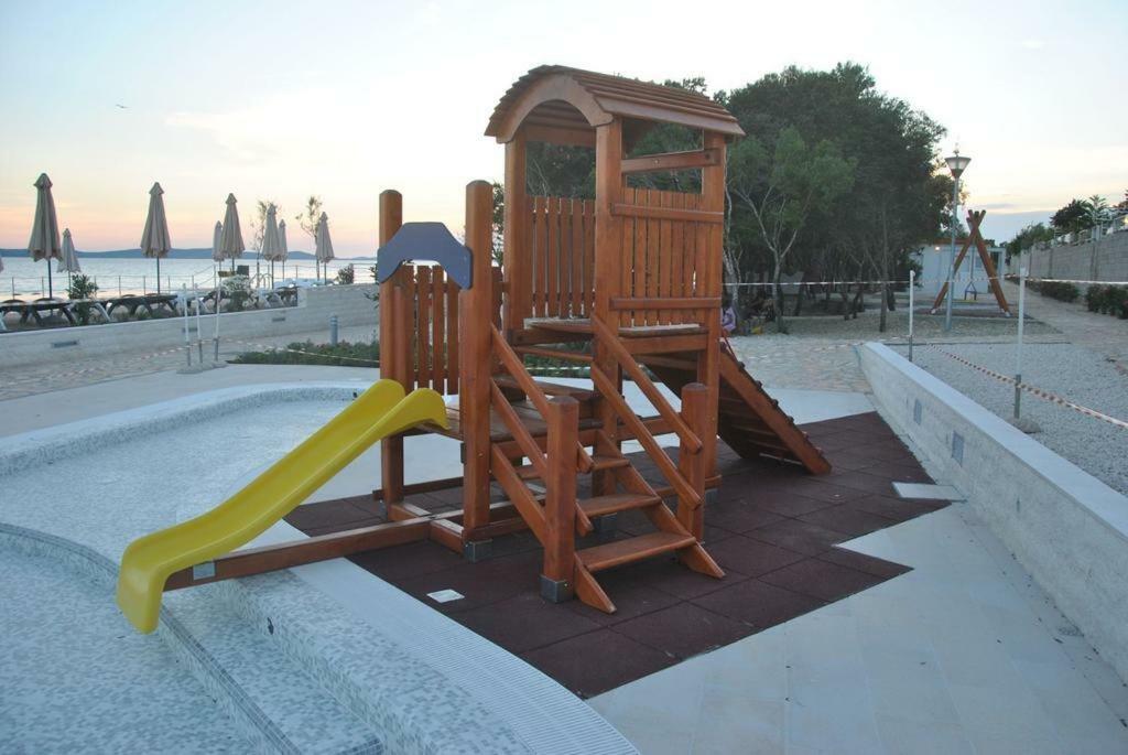 Apartmani Astrado Petrcane Exterior photo