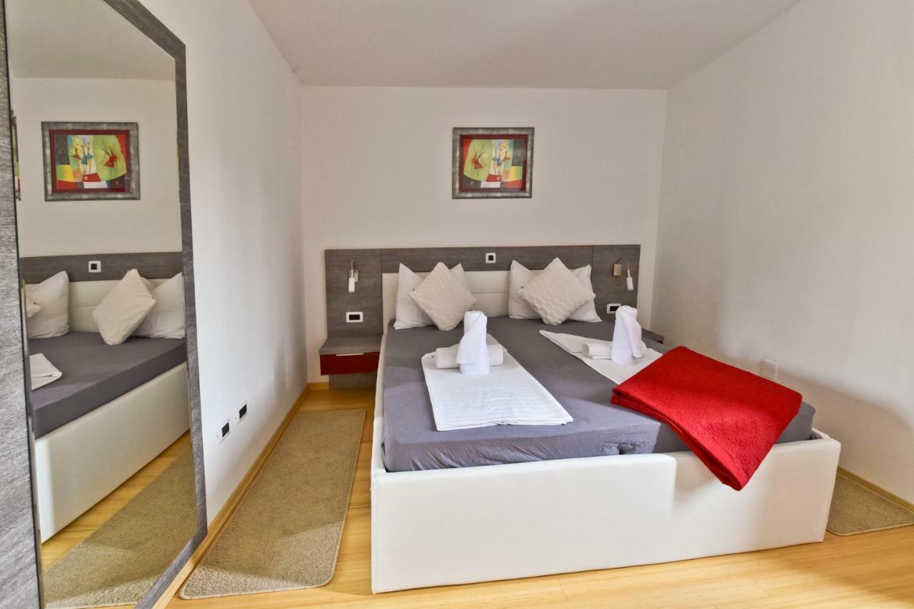 Apartmani Astrado Petrcane Exterior photo